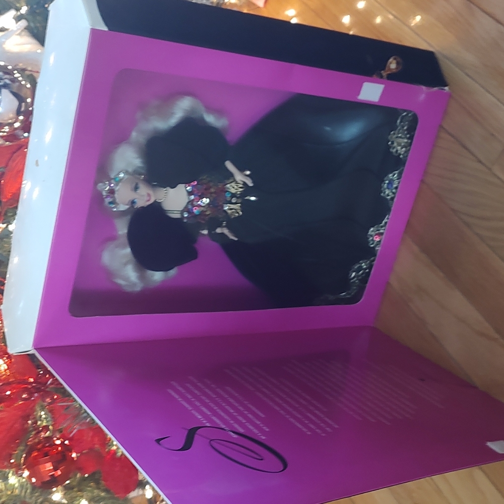 Jeweled Splendor Barbie - Picture 2 of 9